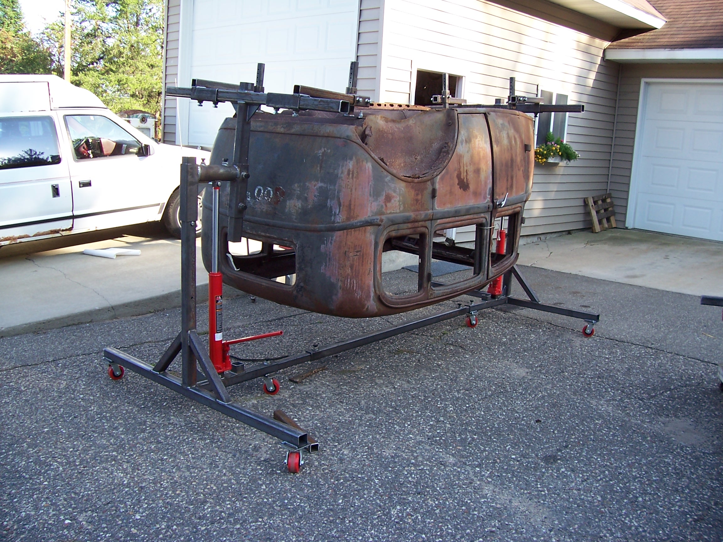 auto-rotisserie-photos-red-wing-steel-works